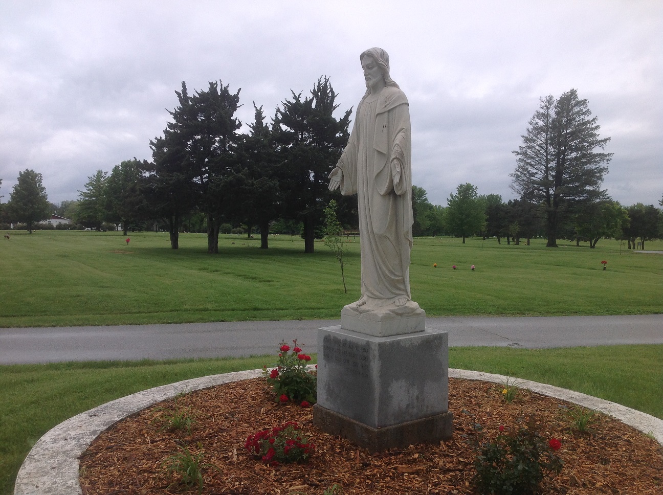 Burlington Memorial Park Cemetery cemetery grounds and headstones