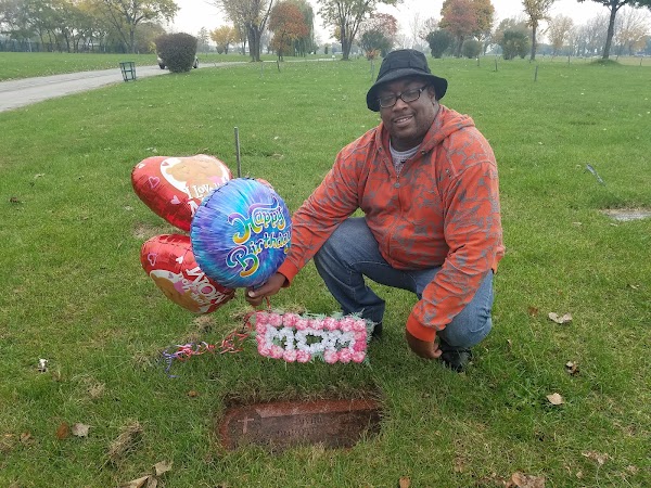 Burr Oak Cemetery grounds
