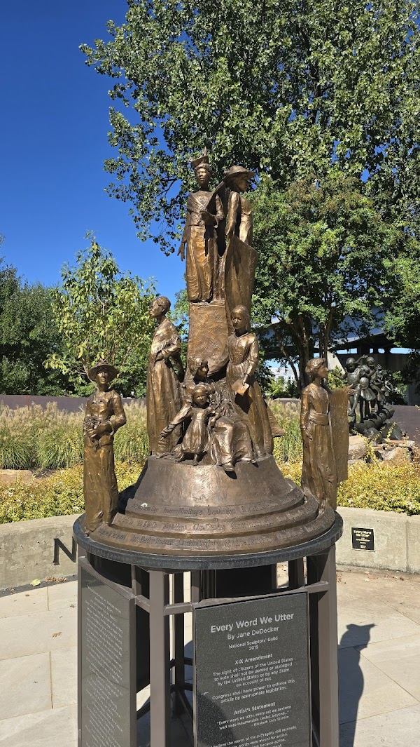 Bushy Memorial grounds