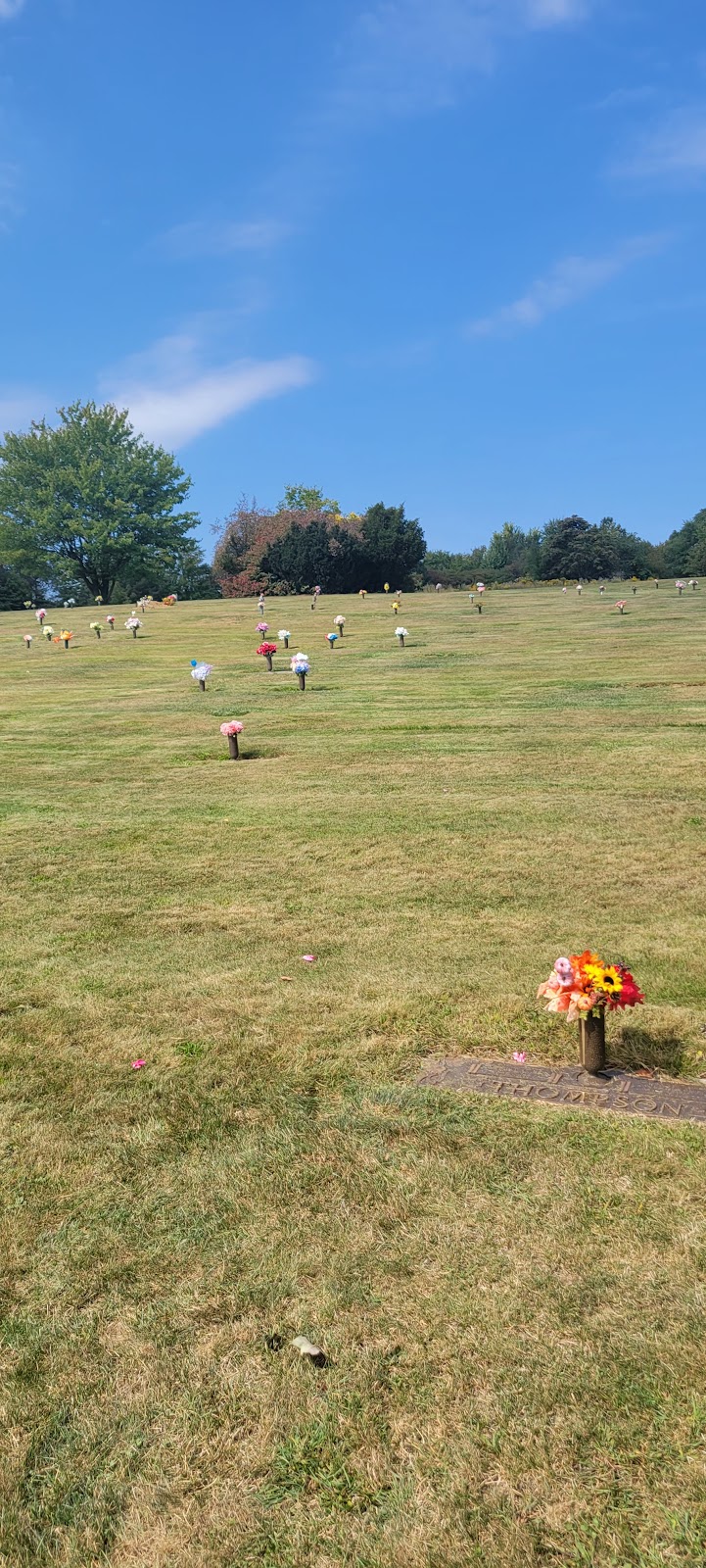 Butler County Memorial Park Cemetery and Mausoleum headstone and grounds