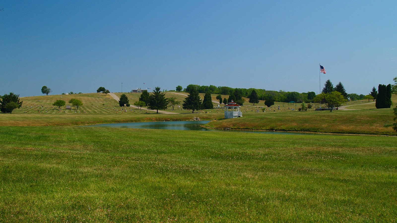 Butler County Memorial Park cemetery grounds and headstones