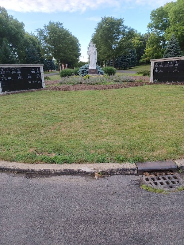Calvary Cemetery grounds