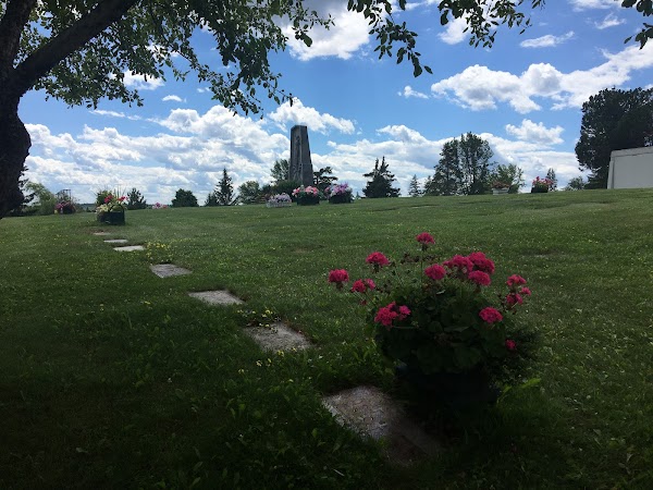 Calvary Cemetery Duluth grounds