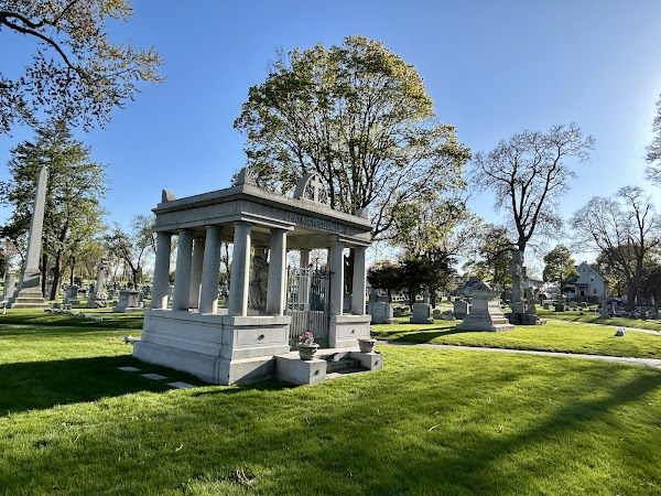 Calvary Cemetery & Mausoleum grounds