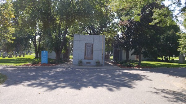 Calvary Cemetery grounds