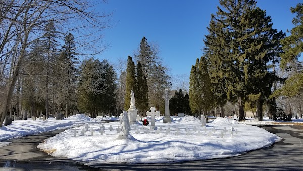 Calvary Cemetery grounds