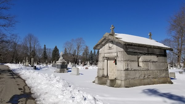 Calvary Cemetery grounds