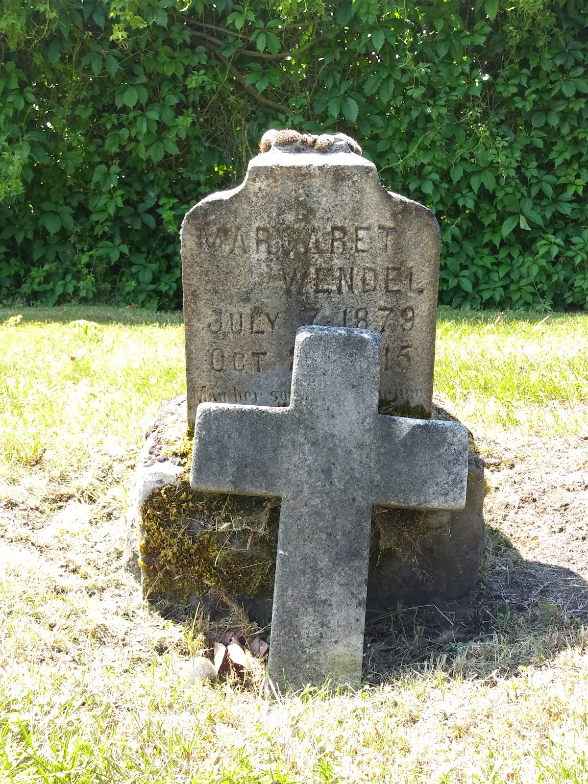 Calvary Cemetery cemetery grounds and headstones