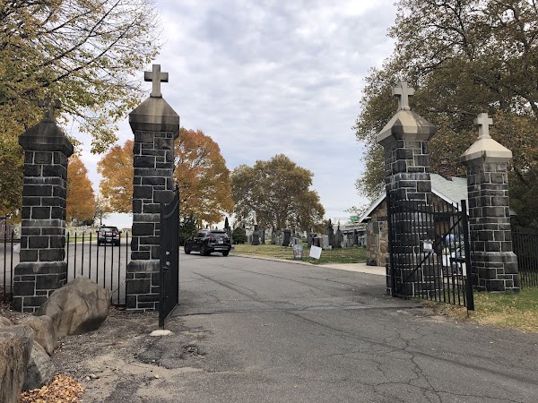 Calvary Cemetery grounds