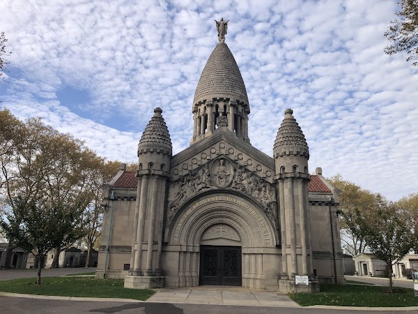 Calvary Cemetery grounds