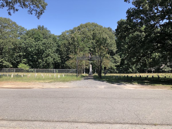 Camp Nelson Confederate Cemetery grounds