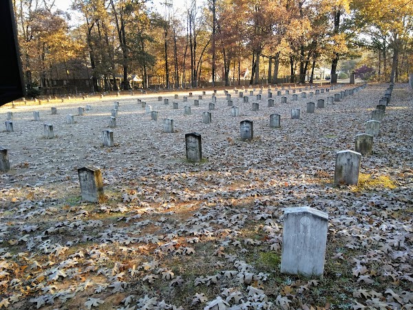 Camp Nelson Confederate Cemetery grounds