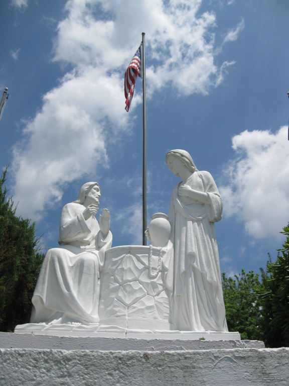 Campbellsville Memorial Gardens grounds