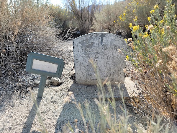 Captain George Donner Cemetery grounds