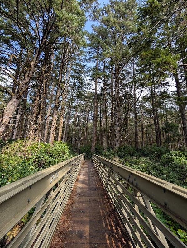 Carl G. Washburne Memorial State Park grounds
