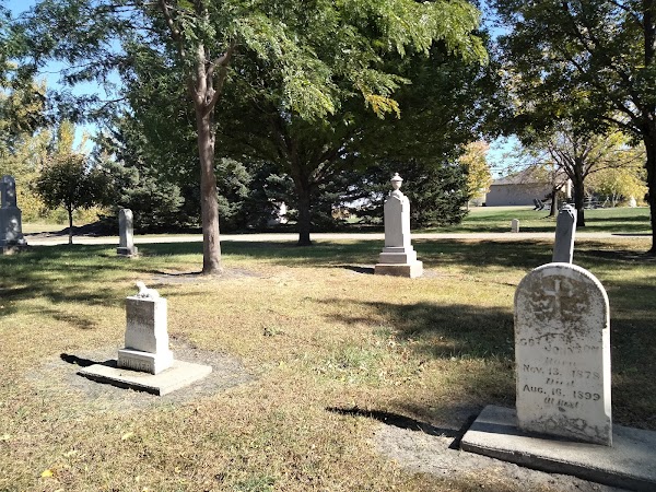 Casselton Cemetery grounds