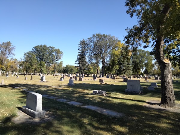 Casselton Cemetery grounds