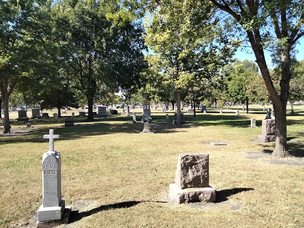 Casselton Cemetery grounds