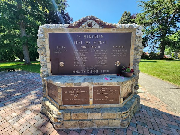 Causland Memorial Park grounds