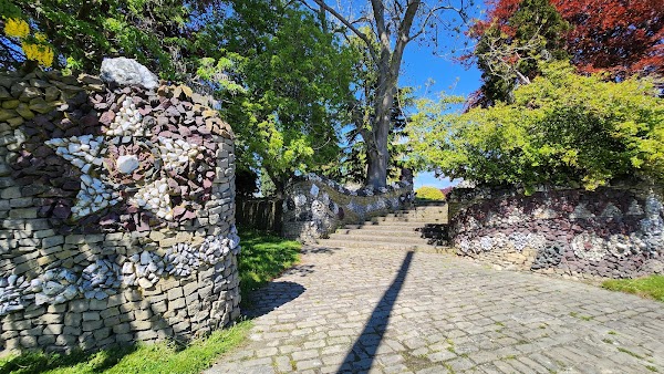 Causland Memorial Park grounds