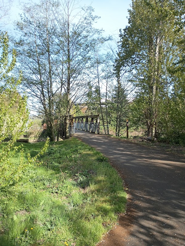 Cecil Moses Memorial Park grounds