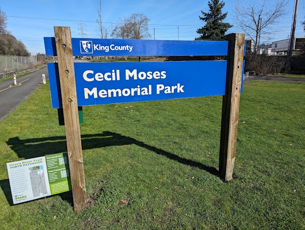 Cecil Moses Memorial Park grounds