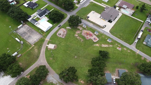 Cecil R. Poche Memorial Park grounds