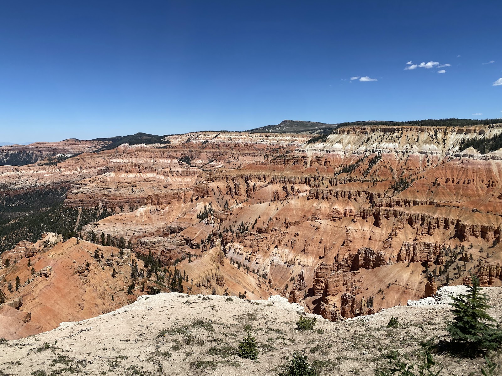 Cedar Breaks National Monument headstone and grounds