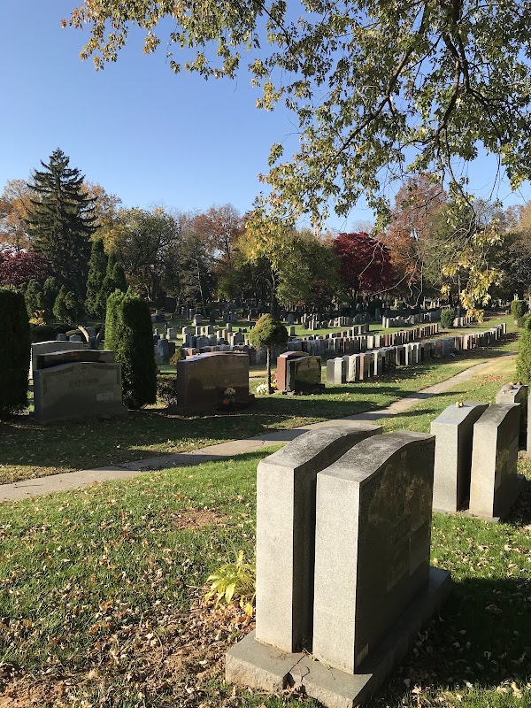 Cedar Grove Cemetery grounds