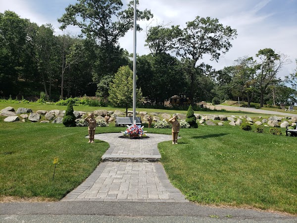 Cedar Grove Cemetery grounds