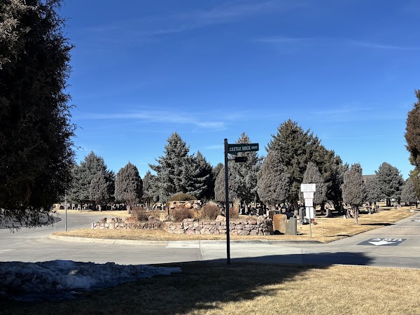 Cedar Hill Cemetery grounds