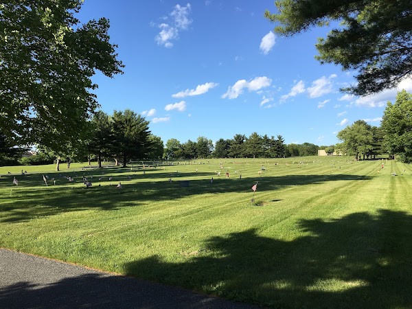 Cedar Hill Memorial Park grounds
