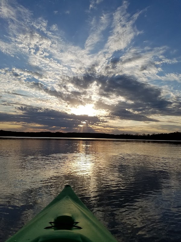 Cedar Lake Memorial Park grounds