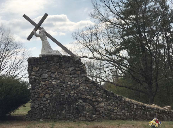 Cedar Lawn Memorial Park grounds
