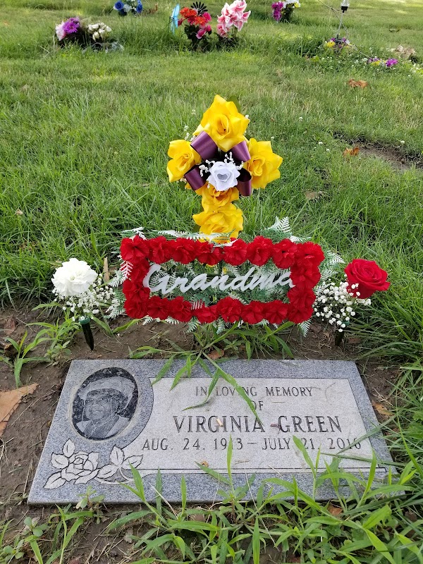 Cedar Park Cemetery grounds