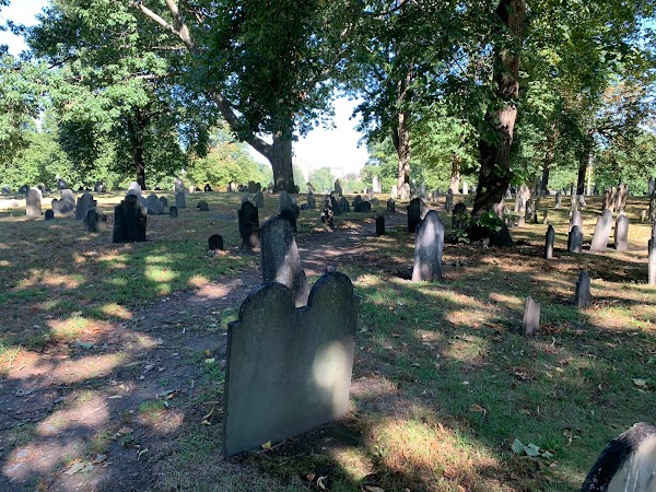 Central Burying Ground grounds