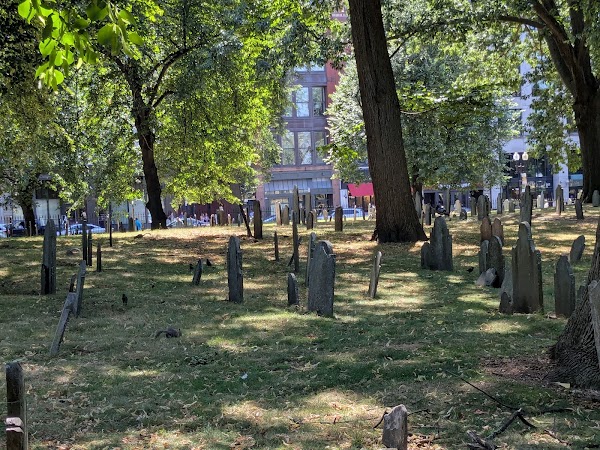 Central Burying Ground grounds