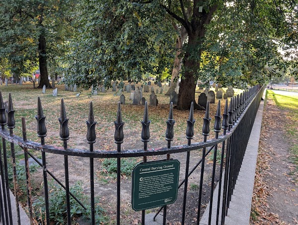 Central Burying Ground grounds