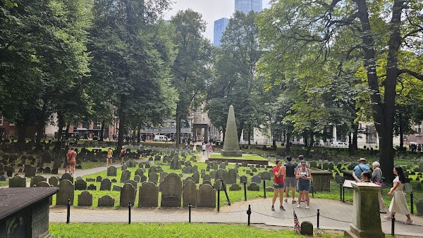 Central Burying Ground grounds