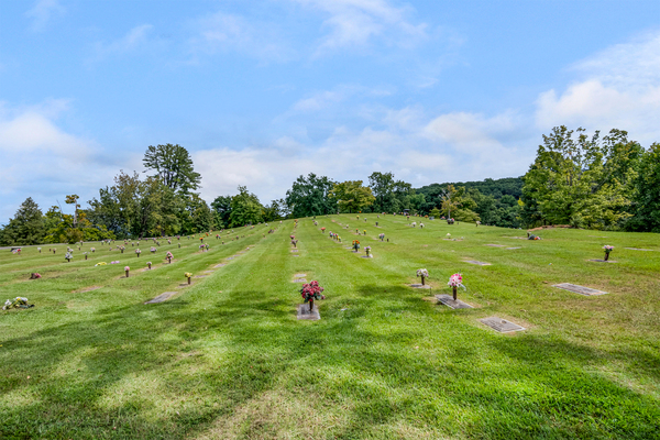 Chattanooga Memorial Park grounds
