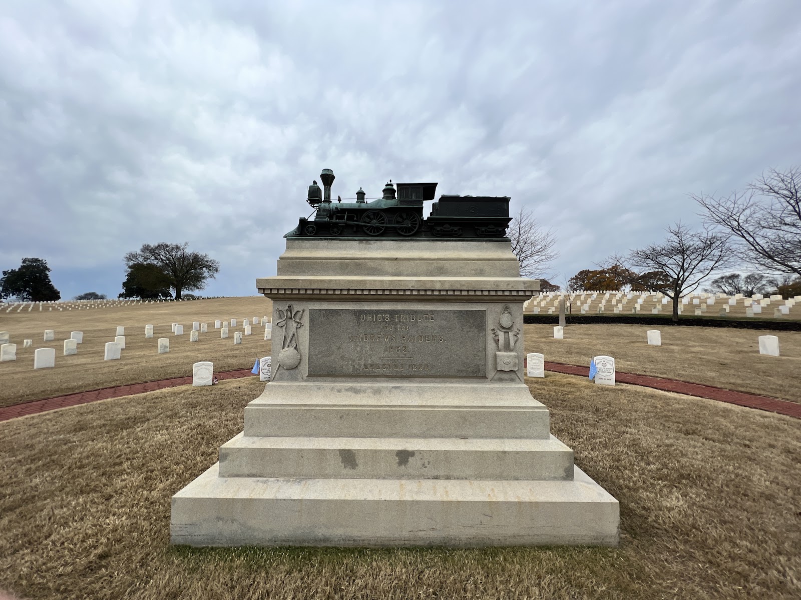 Chattanooga National Cemetery headstone and grounds