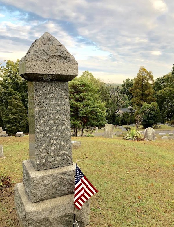 Chestnut Hill Cemetery grounds
