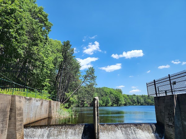 Chicopee Memorial State Park grounds
