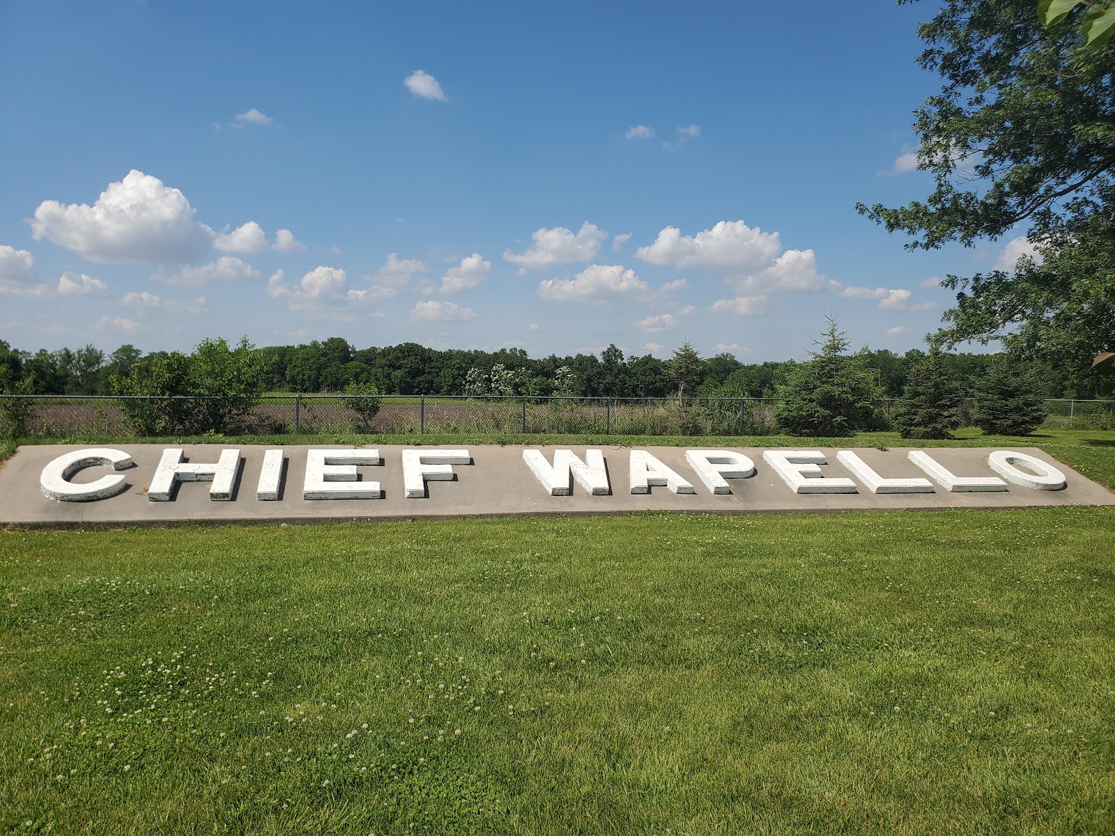 Chief Wapello's Memorial Park cemetery grounds and headstones