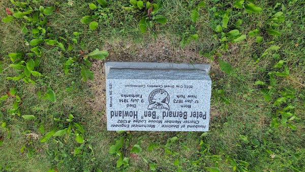 Clay Street Cemetery grounds