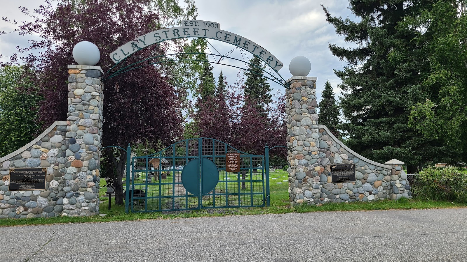 Clay Street Cemetery headstone and grounds