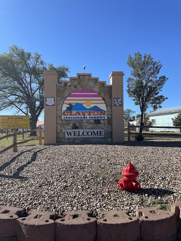 Clayton New Mexico grounds