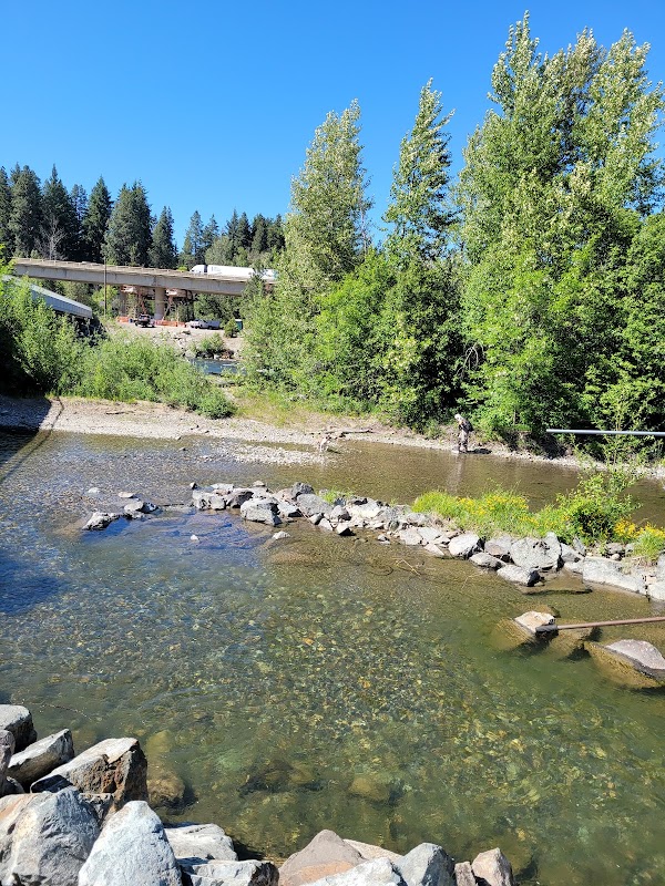 Cle Elum Memorial Park grounds