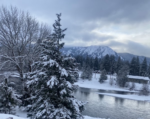 Cle Elum Memorial Park grounds