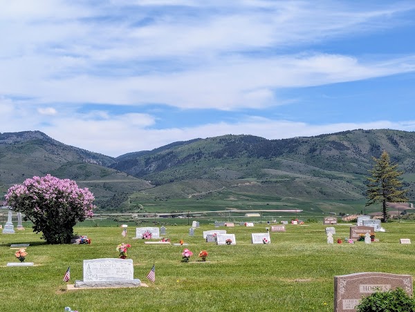Cleveland Idaho Cemetery grounds